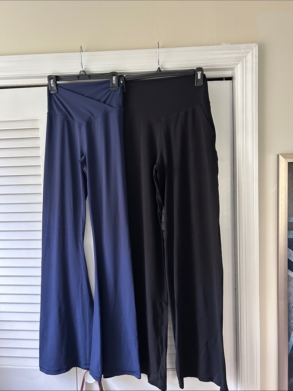 aerie Flared Leggings Pair in Navy and Black